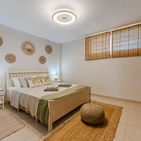 Sol Paraiso Ocean View * 아데제